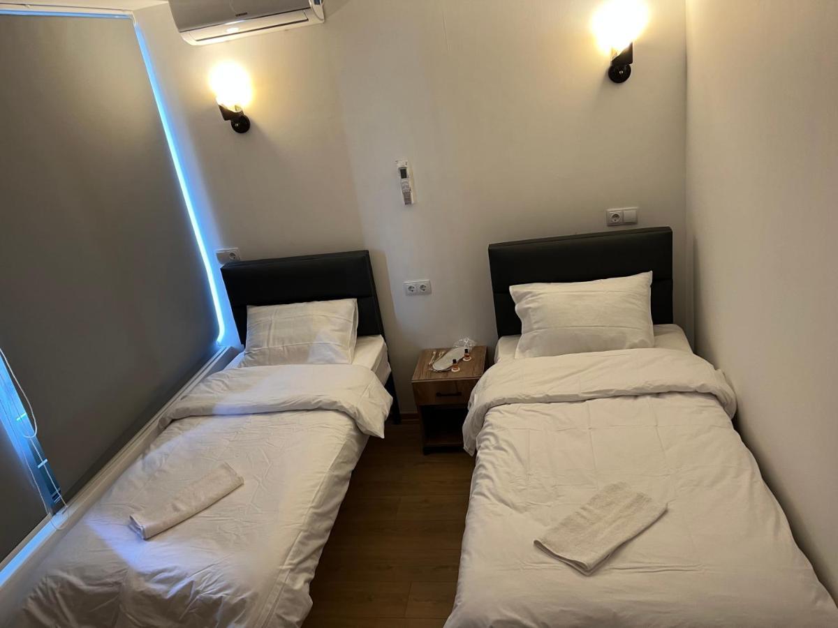 Apple Cozy Hotel Tbilisi Buitenkant foto