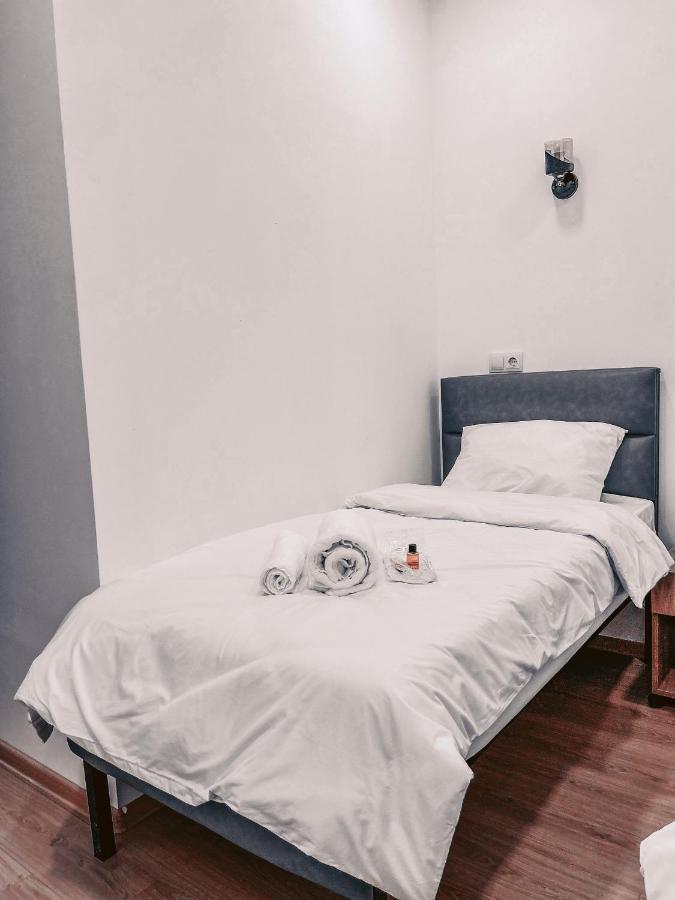Apple Cozy Hotel Tbilisi Buitenkant foto