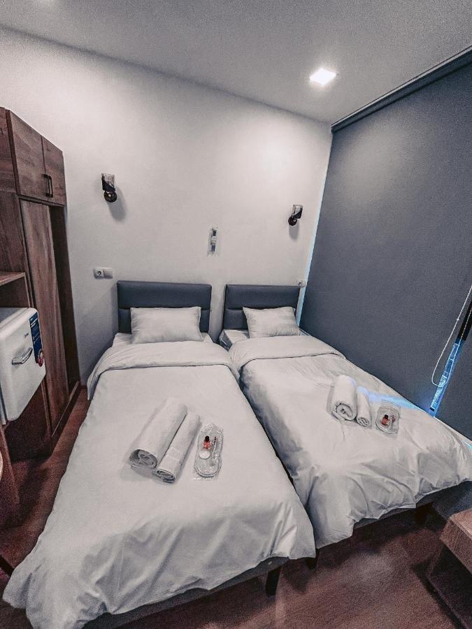 Apple Cozy Hotel Tbilisi Buitenkant foto